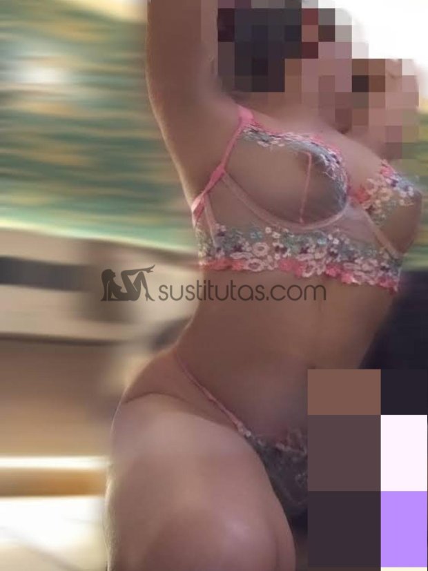 Samantha puta y escort en Guadalajara