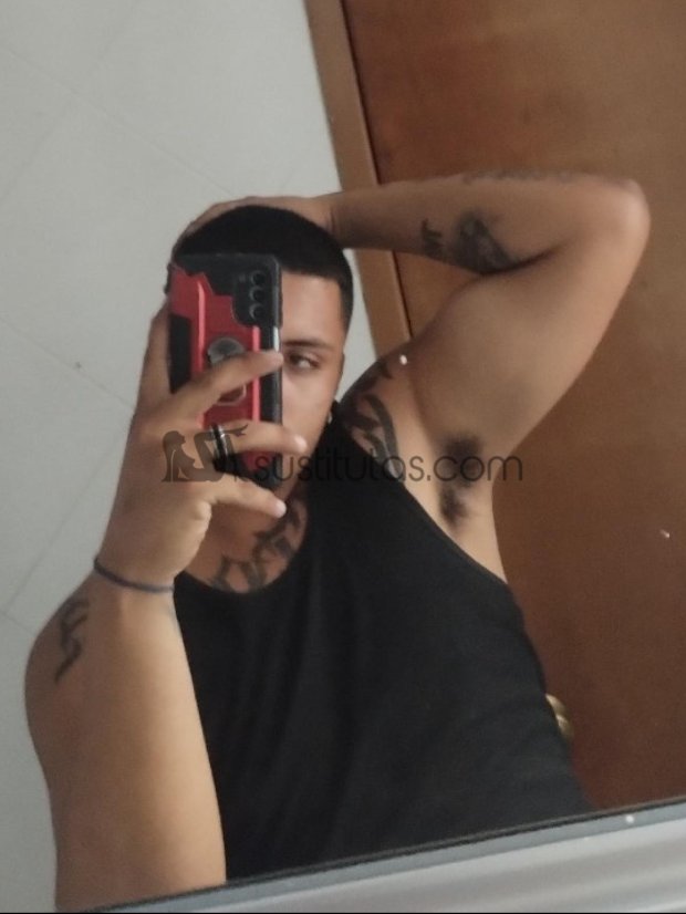 Ismael  chapero y gay en León