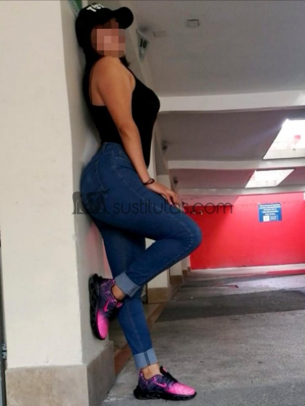 Estrella puta y escort en Xalapa