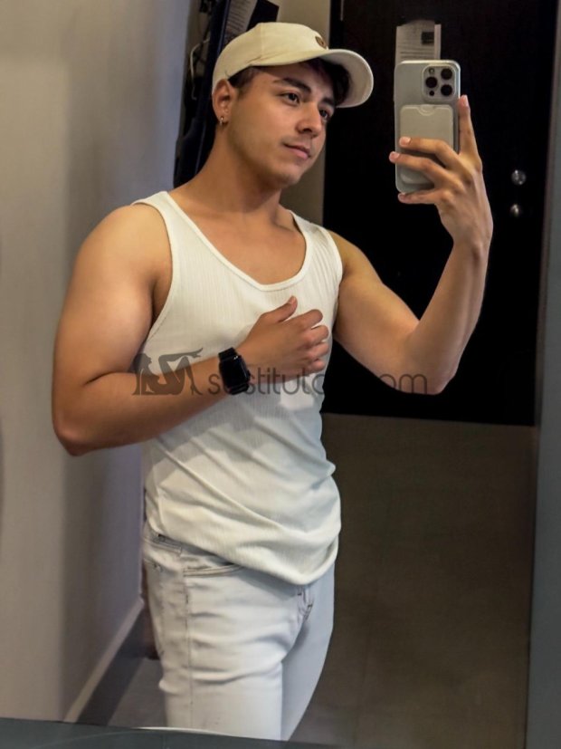 Brandon chapero y gay en Monterrey